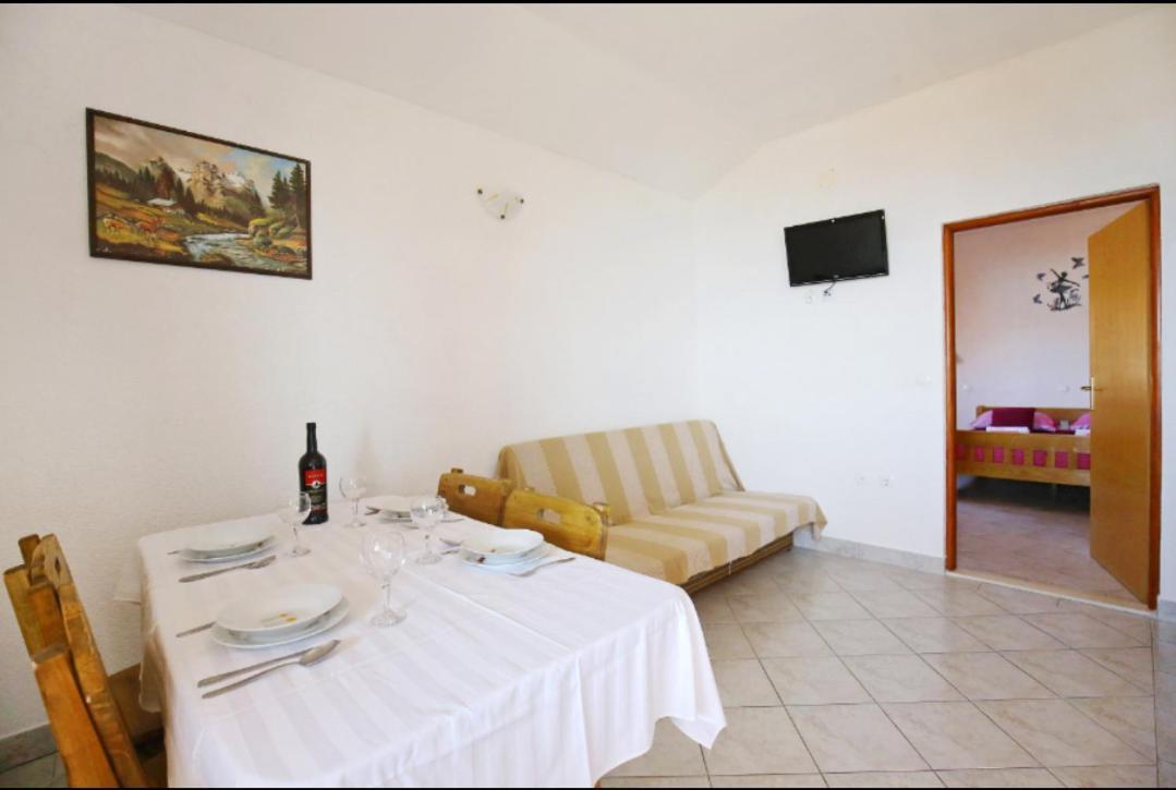 Apartmani Mirjana Tribanj-Kruscica Exterior foto