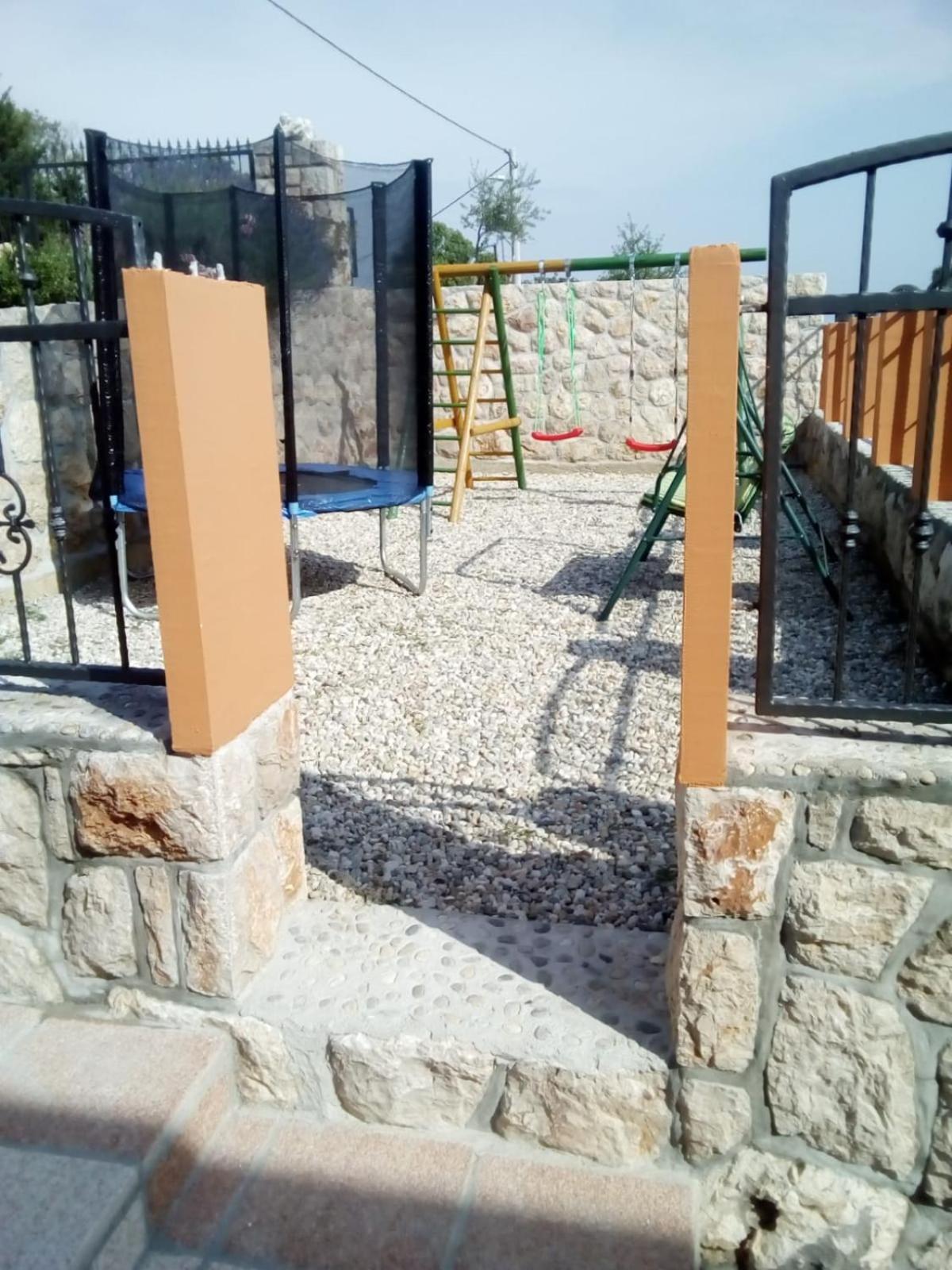 Apartmani Mirjana Tribanj-Kruscica Exterior foto